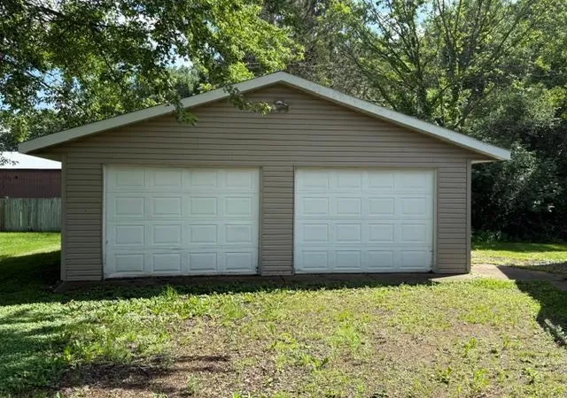Photo 3 of Single family home for sale at 206 3rd Street Sw, Hinckley, MN 55037 | MLS# 7115347 | Listing updated on 2026-09-25