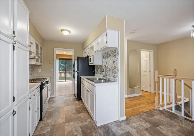 2nd image of 8855 Ironwood Ave S, Cottage Grove, MN 55016 | MLS# 7115356