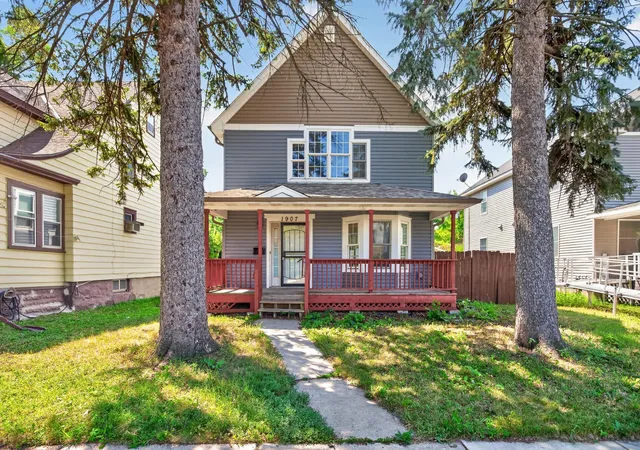 Photo 1 of Sale Pending at 1907 25th Avenue N, Minneapolis, MN 55411 | MLS# 7115358 | Listing updated on 2026-08-18