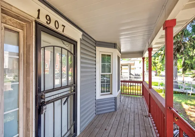 Photo 2 of Sale Pending at 1907 25th Avenue N, Minneapolis, MN 55411 | MLS# 7115358 | Listing updated on 2026-08-18
