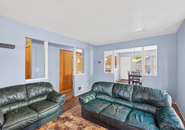 Photo 4 of Sale Pending at 1907 25th Avenue N, Minneapolis, MN 55411 | MLS# 7115358 | Listing updated on 2026-08-18