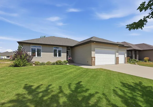 1st image of 168 30th Ave E, West Fargo, ND 58078 | MLS# 7115385