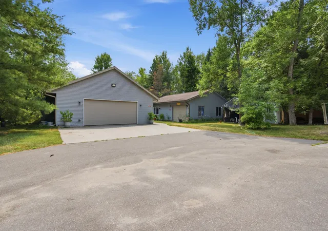 Photo 4 of Single family home for sale at 4001 Lake Placid Blvd SW, Pillager, MN 56473 | MLS# 7115394 | Listing updated on 2026-09-23