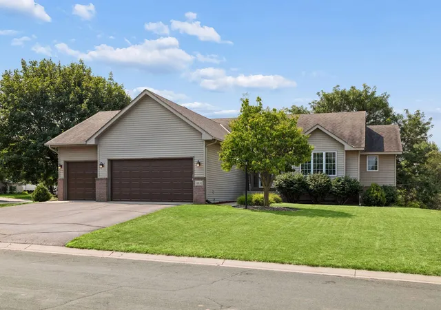 1st image of 18832 Exclusive Path, Farmington, MN 55024 | MLS# 7115397