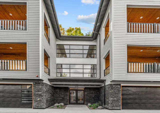 Photo 3 of Condo for sale at 5742 Shady Oak Rd S #6, Hopkins, MN 55343 | MLS# 7115409 | Listing updated on 2026-09-17