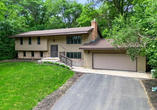 Photo 3 of Sale Pending at 17595 Italy Ct, Lakeville, MN 55044 | MLS# 7115413 | Listing updated on 2026-08-13