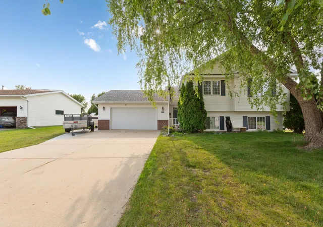 1st image of 630 Morning Dr, Owatonna, MN 55060 | MLS# 7115422