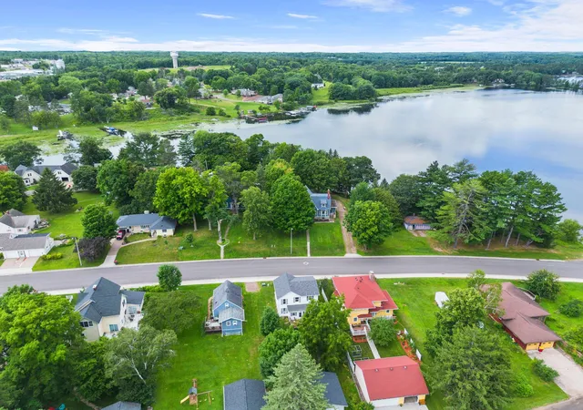 image of 1475 4th Ave, Cumberland, WI 54829 | MLS# 7115433
