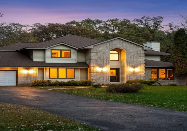 5th image of 230 Plainview Dr, River Falls, WI 54022 | MLS# 7115453