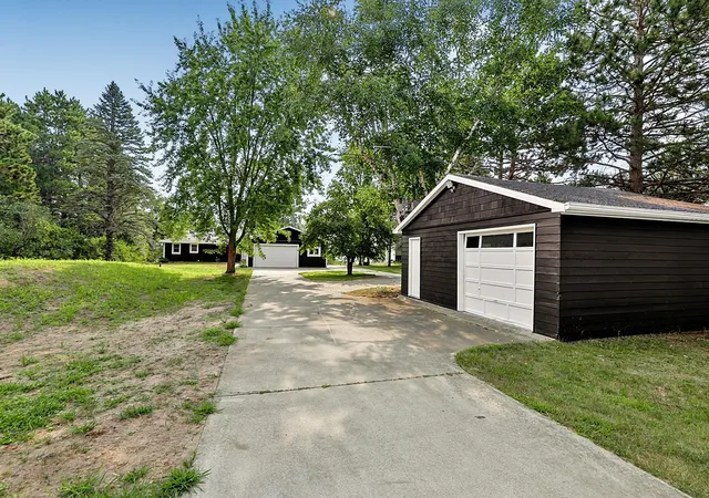 Photo 3 of Single family home for sale at 24130 County Rd 4, Nisswa, MN 56468 | MLS# 7115459 | Listing updated on 2026-09-25