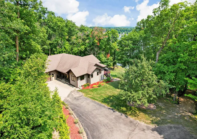 3rd image of 49618 Leek Lake Dr, Vergas, MN 56587 | MLS# 7115481