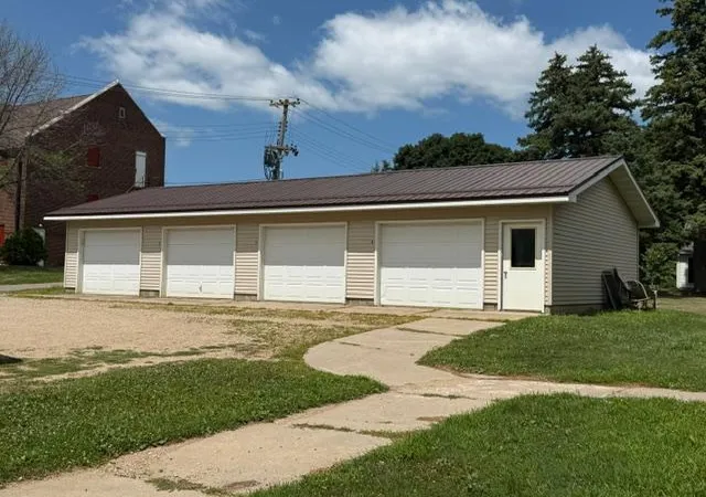 4th image of 202 N Cass Ave, Springfield, MN 56087 | MLS# 7115515