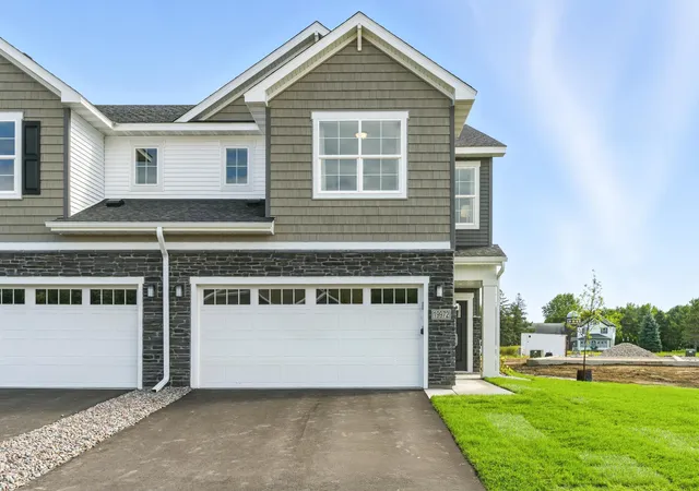 1st image of 19948 Hunters Ridge, Rogers, MN 55374 | MLS# 7115517