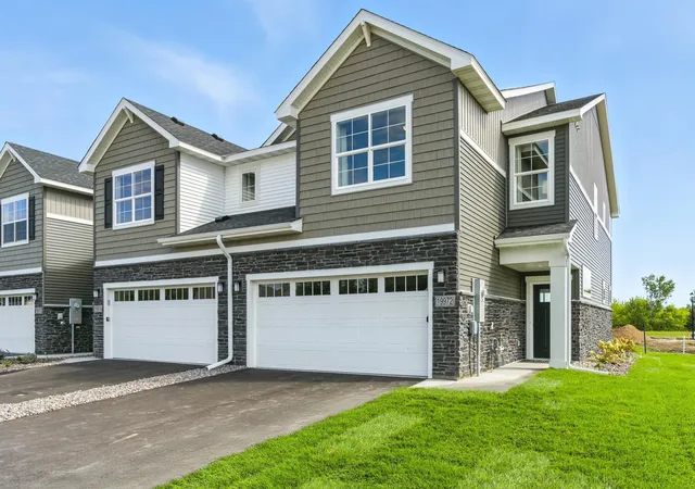 2nd image of 19948 Hunters Ridge, Rogers, MN 55374 | MLS# 7115517