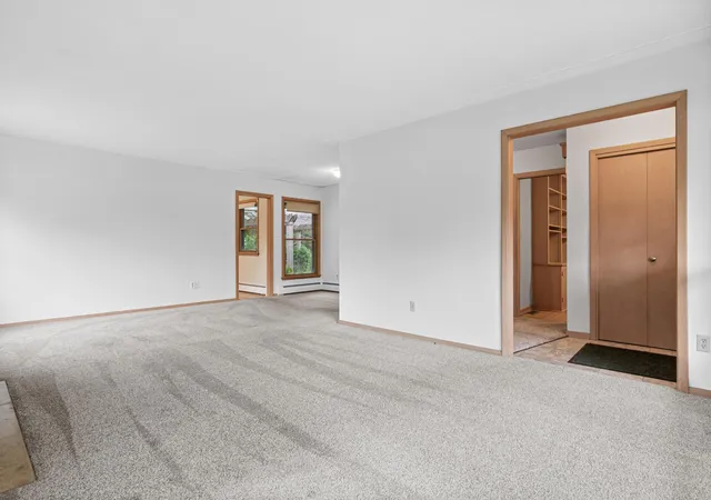Photo 3 of Sale Pending at 1912 Simpson St, Saint Paul, MN 55113 | MLS# 7115528 | Listing updated on 2026-08-24