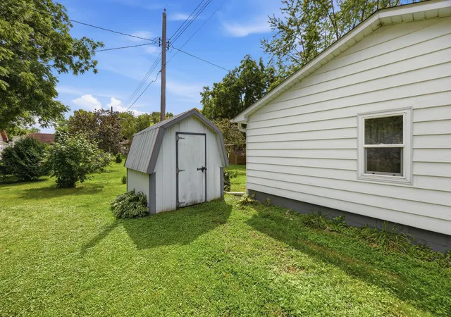 21st image of 613 Frank St Nw, Silver Lake, MN 55381 | MLS# 7115532
