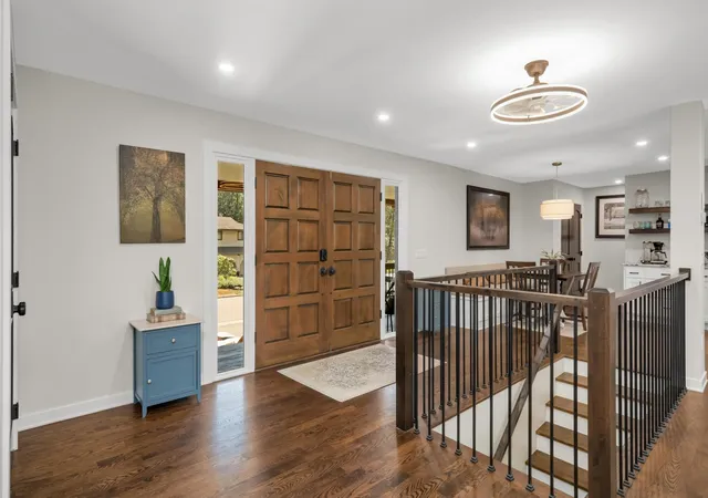 Photo 3 of Sale Pending at 2615 Garland Ln N, Minneapolis, MN 55447 | MLS# 7115538 | Listing updated on 2026-08-28