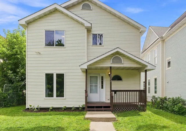 Photo 2 of Single family home for sale at 2622 Dupont Ave N, Minneapolis, MN 55411 | MLS# 7115550 | Listing updated on 2026-09-04