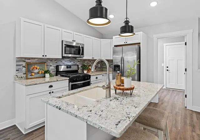 2nd image of 6501 Carrigan Lake Dr, Waverly, MN 55390 | MLS# 7115554