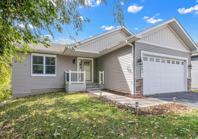 Photo 2 of Single family home for sale at 6501 Carrigan Lake Dr, Waverly, MN 55390 | MLS# 7115554 | Listing updated on 2026-09-22
