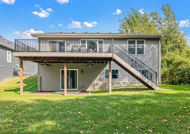 Photo 3 of Single family home for sale at 6501 Carrigan Lake Dr, Waverly, MN 55390 | MLS# 7115554 | Listing updated on 2026-09-22