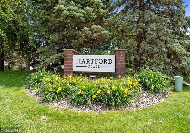 23rd image of 11240 Providence Ln, Eden Prairie, MN 55344 | MLS# 7115556