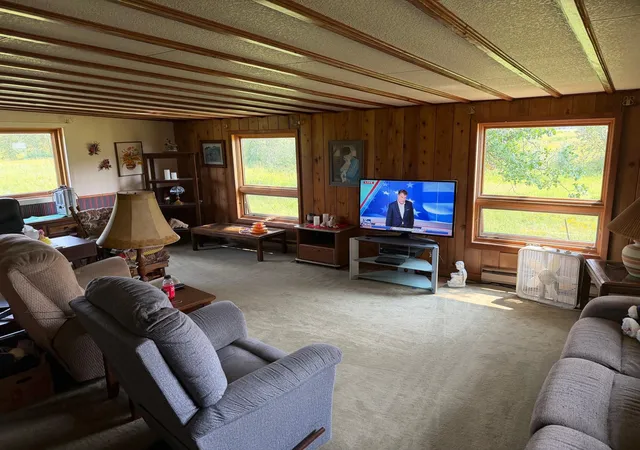 Photo 3 of House for sale at 1985 63rd Street SW, Baudette, MN 56623 | MLS# 7115617 | Listing updated on 2026-09-03