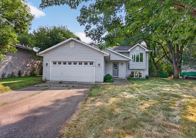 1st image of 443 Market St S, Shakopee, MN 55379 | MLS# 7115629