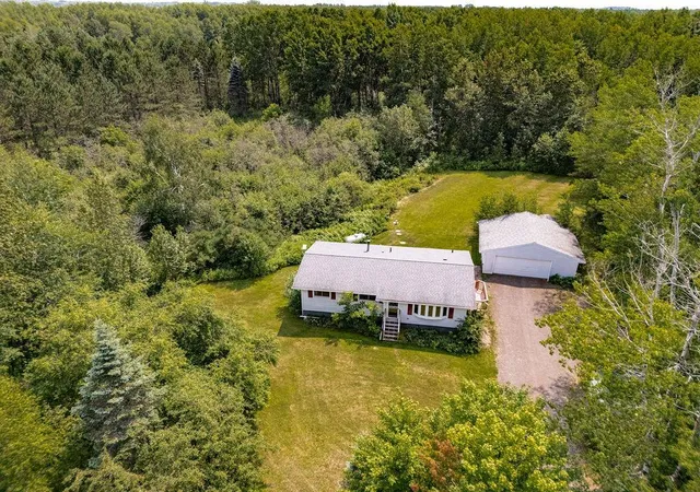 5th image of 6086 Seville Rd, Duluth, MN 55811 | MLS# 7115638