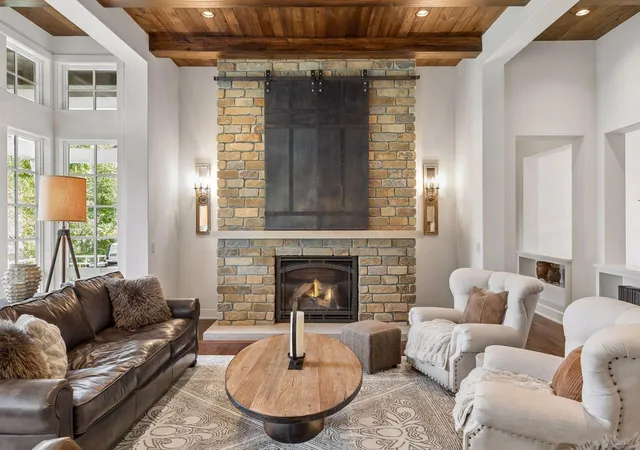 Photo 4 of Single family home for sale at 1625 Locust Hills Trl, Wayzata, MN 55391 | MLS# 7115664 | Listing updated on 2026-09-29