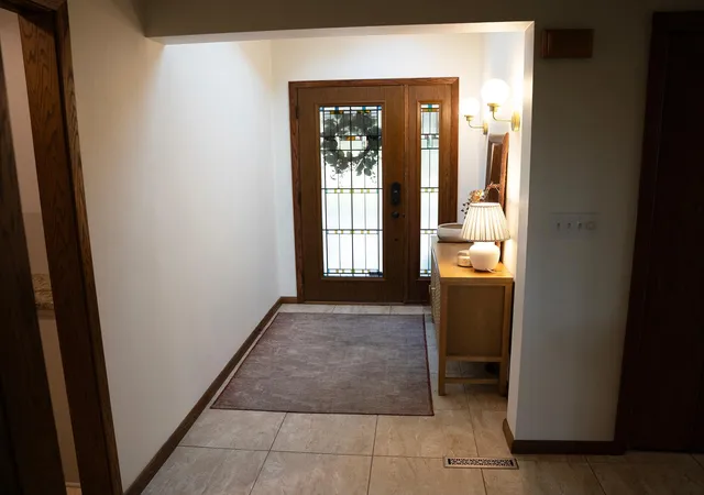 2nd image of 990 Blackoak Rd, Eau Claire, WI 54701 | MLS# 7115665