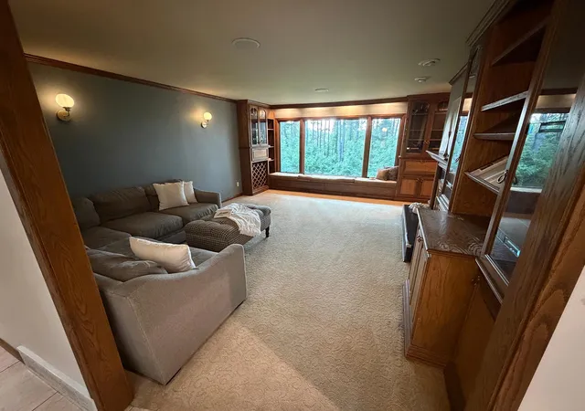 5th image of 990 Blackoak Rd, Eau Claire, WI 54701 | MLS# 7115665