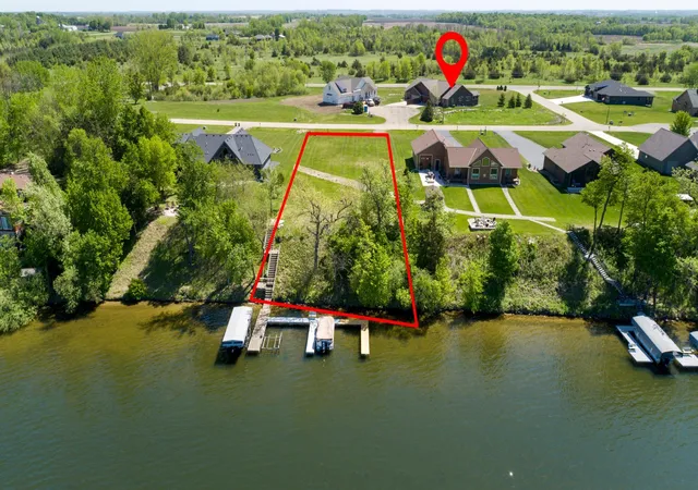 Photo 3 of Sale Pending at 20345 Geneva Trl, Faribault, MN 55021 | MLS# 7115666 | Listing updated on 2026-08-18