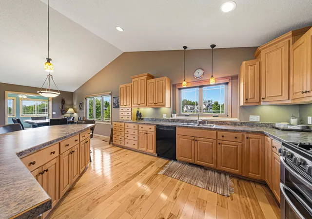Photo 4 of Sale Pending at 20345 Geneva Trl, Faribault, MN 55021 | MLS# 7115666 | Listing updated on 2026-08-18