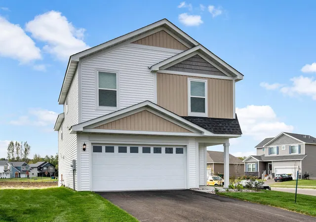 2nd image of 607 Redwood Loop N, Cambridge, MN 55008 | MLS# 7115670