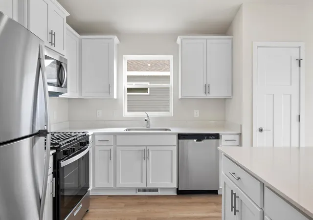 5th image of 607 Redwood Loop N, Cambridge, MN 55008 | MLS# 7115670