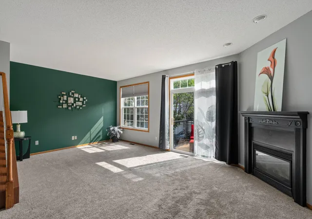 Photo 4 of Sale Pending at 1671 Crossings Blvd, Shakopee, MN 55379 | MLS# 7115674 | Listing updated on 2026-09-30