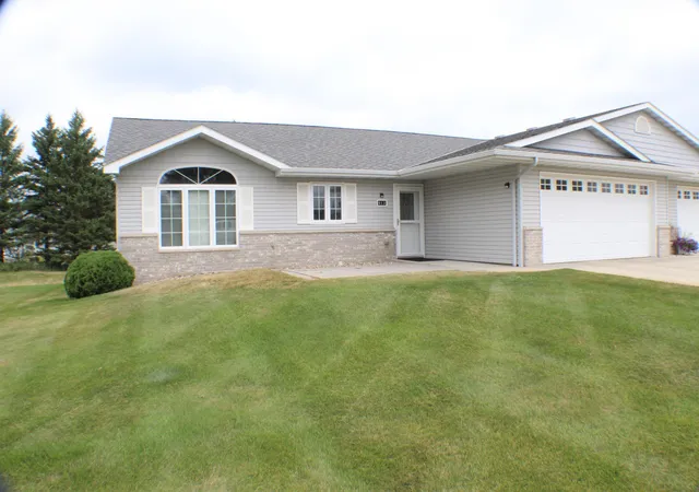 1st image of 913 Anderson Wy, Alexandria, MN 56308 | MLS# 7115699