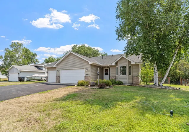 Photo 3 of Sale Pending at 3380 Lake View Ln, Big Lake, MN 55309 | MLS# 7115741 | Listing updated on 2026-09-21