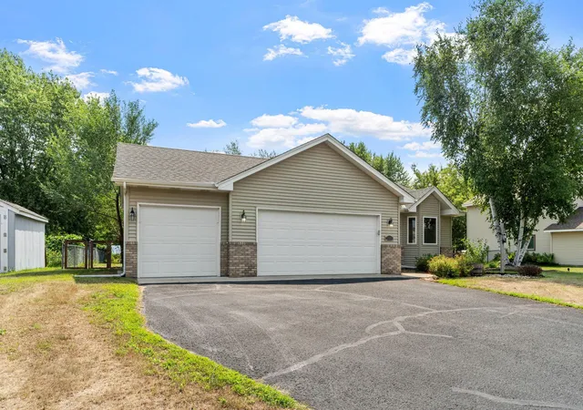 Photo 3 of Sale Pending at 3380 Lake View Ln, Big Lake, MN 55309 | MLS# 7115741 | Listing updated on 2026-09-21