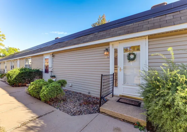 Condo for sale at 6061 Paris Ave N #2C, Stillwater, MN 55082 | MLS# 7115748