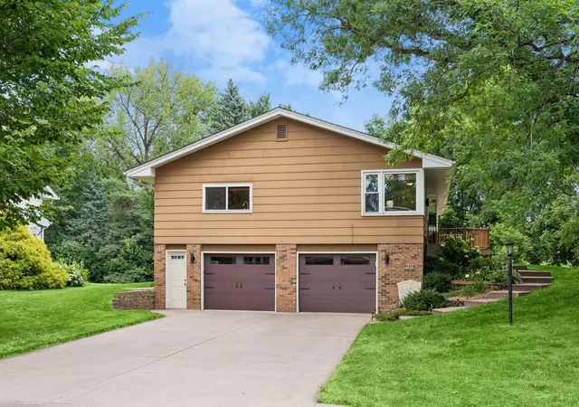 1st image of 1643 Millwood Ave, Saint Paul, MN 55113 | MLS# 7115781
