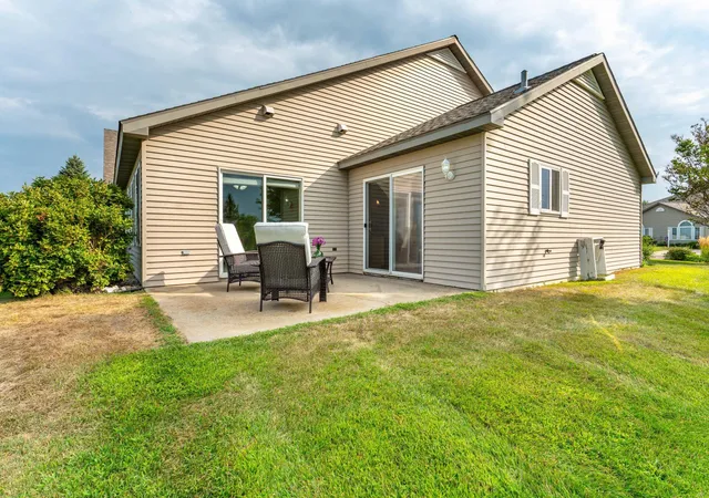 2nd image of 1825 Aspen Ln, Fergus Falls, MN 56537 | MLS# 7115787
