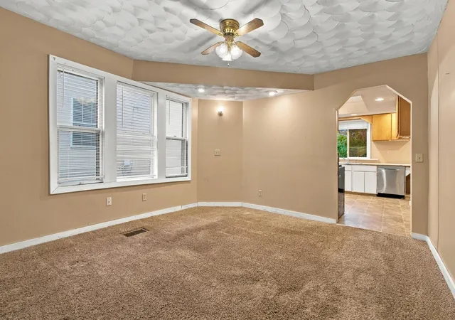 Photo 4 of Single family home for sale at 430 Michigan St, Saint Paul, MN 55102 | MLS# 7115789 | Listing updated on 2026-10-22