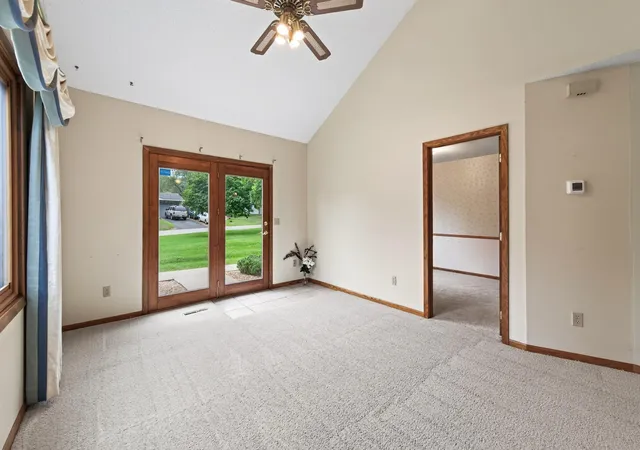 2nd image of 548 Auburn Pl Nw #A, Elk River, MN 55330 | MLS# 7115824