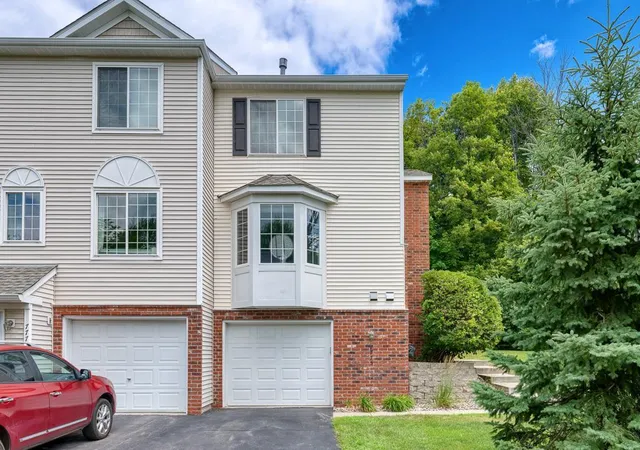18th image of 7775 Village St, Chanhassen, MN 55317 | MLS# 7115828