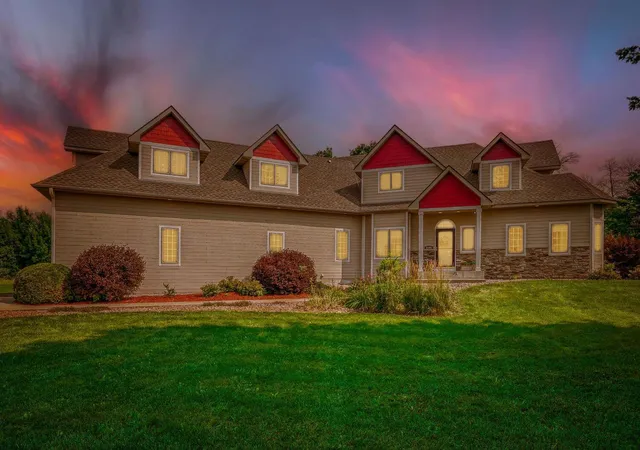 Photo 3 of Single family home for sale at 6502 Sunset Trl, Loretto, MN 55357 | MLS# 7115832 | Listing updated on 2026-10-01