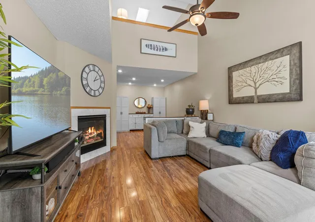 4th image of 2245 River Rock Ln, Shakopee, MN 55379 | MLS# 7115834