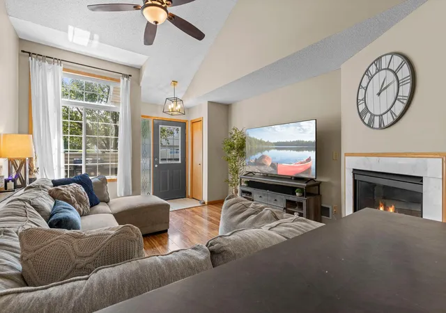 5th image of 2245 River Rock Ln, Shakopee, MN 55379 | MLS# 7115834