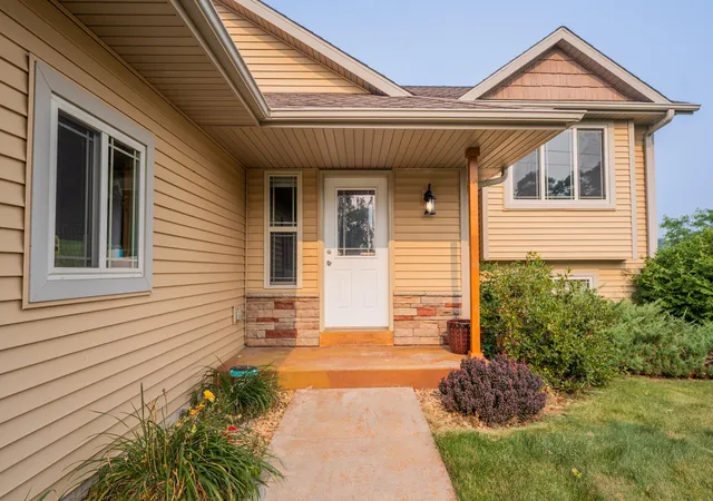 3rd image of 4552 117Th St, Chippewa Falls, WI 54729 | MLS# 7115858